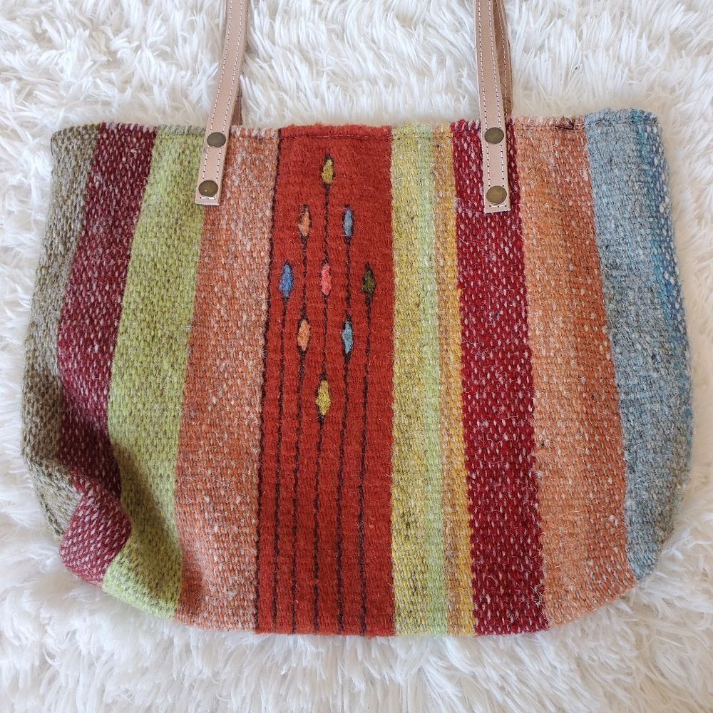 Hand Made Wool Tote Bag - Picture 5 of 9